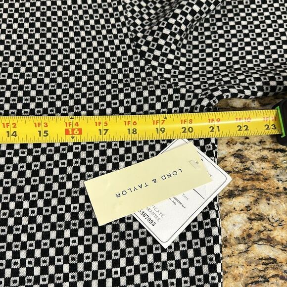 Lord & Taylor Vintage Italian Merino Wool Geo Pattern Sweater Size XL - Picture 6 of 9